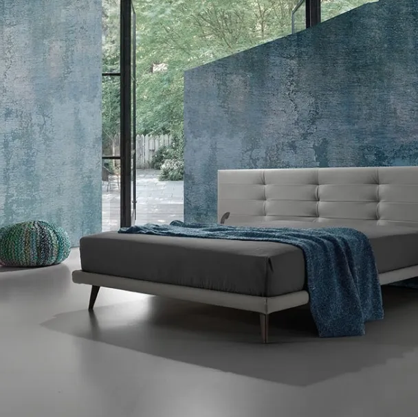 Letto in pelle con testiera trapuntata Twist Tess 290 di Excò